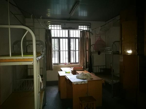 我想请问南京农业大学的宿舍到底怎么样?