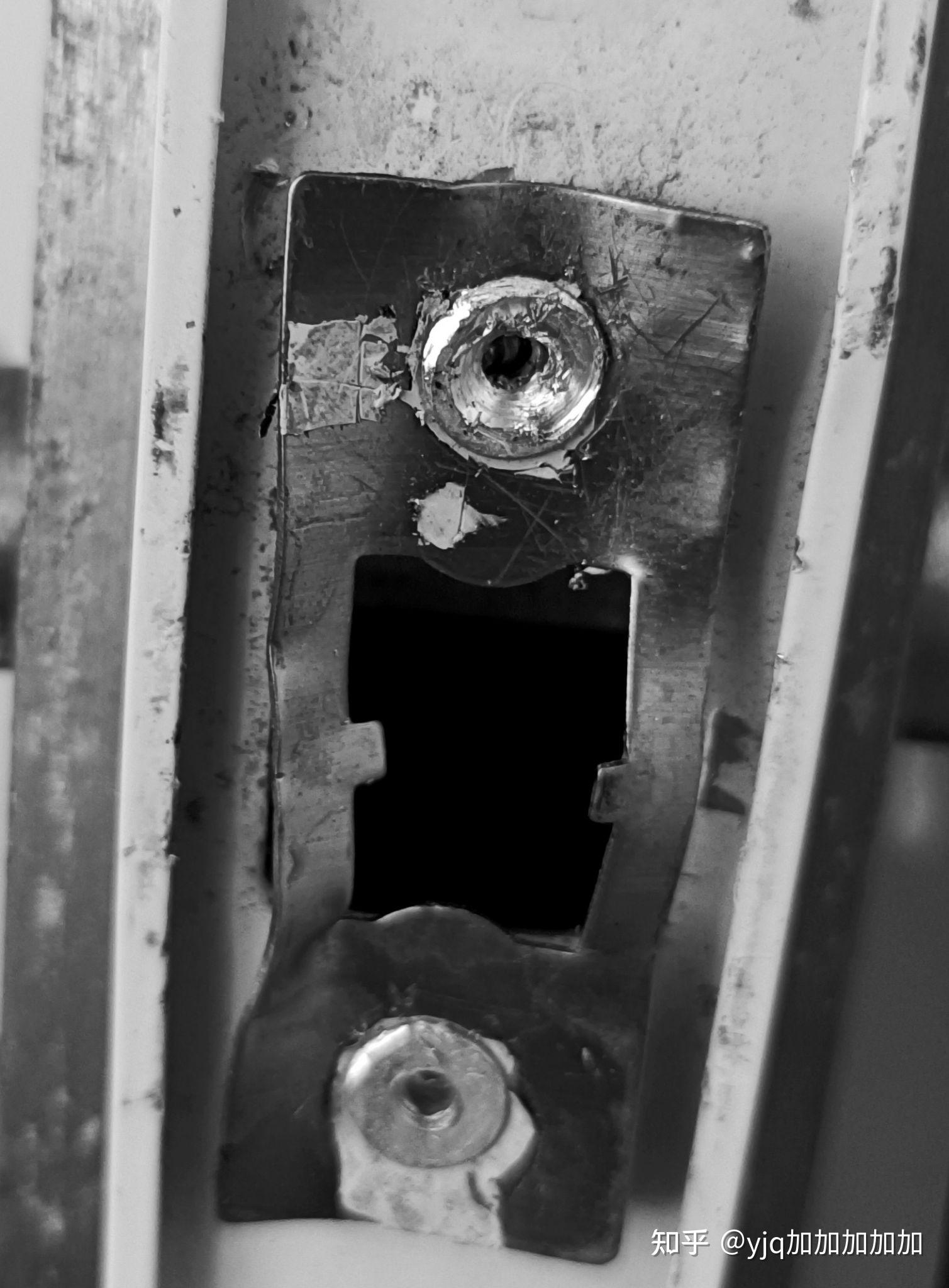 卫生间浴室厨房门锁铆钉怎么拆没有专业工具的情况下