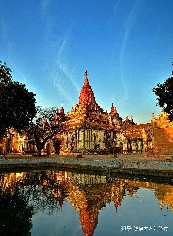 在伊洛瓦底江左岸那座出门见佛塔步步遇菩萨的古城晃荡