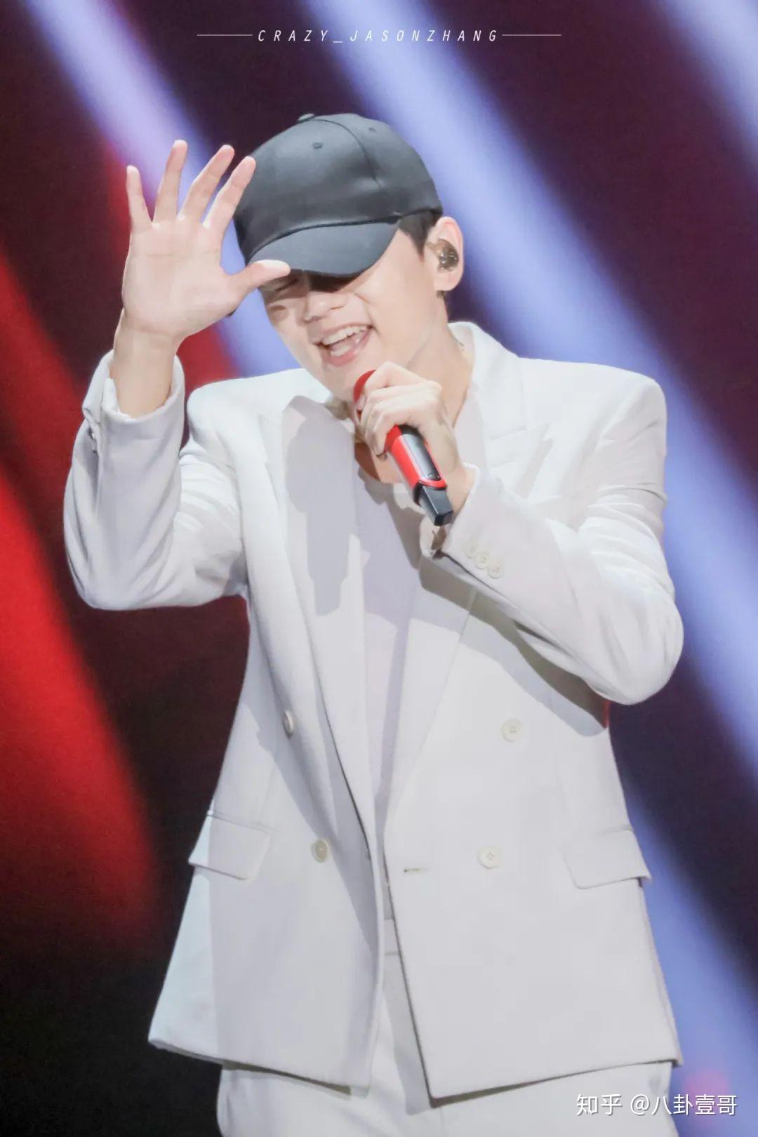 青春芒果夜万茜c位主持郁可唯没存在感收视高峰却是张杰