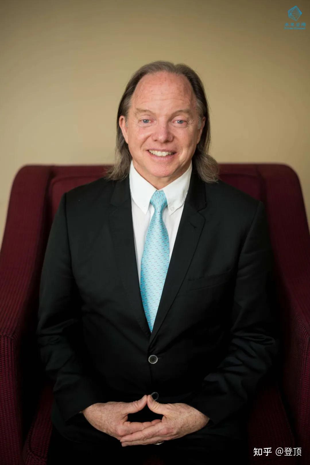 后来格西麦克·罗奇所在的钻石公司飞跃式发展为年销售额2.