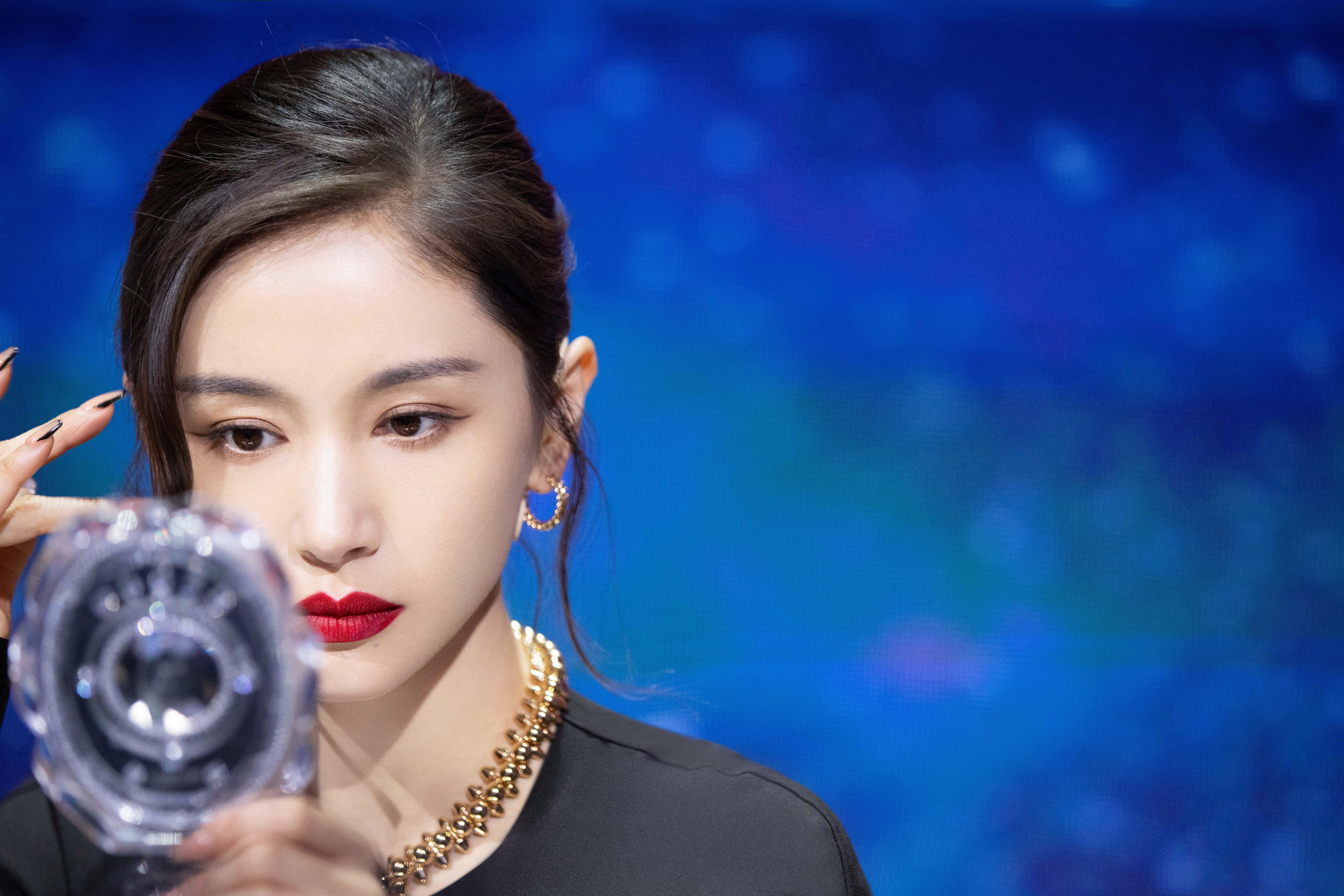 杨颖,王子文领衔四美玩转王牌 七仙女剧组十七年后再相聚