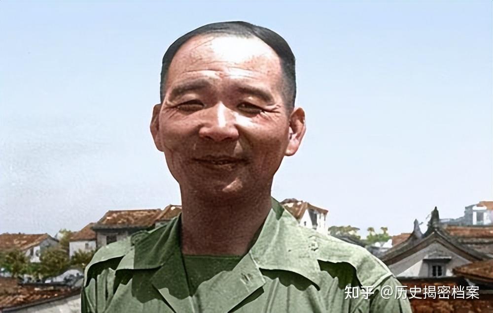 黄埔悍将胡琏:晚年不敢再提粟裕,临死前给孙子留下一幅地图 - 知乎