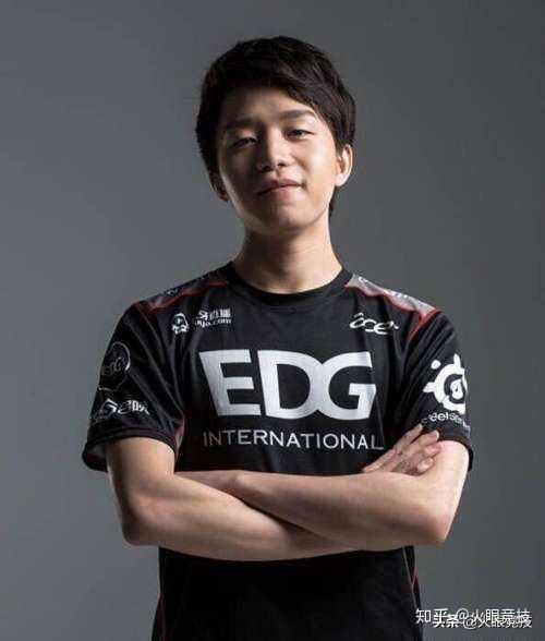 lol人物志从无名小卒到世界冠军小天的逆袭之路