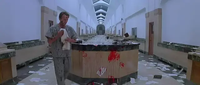 13 《尸袋》body bags