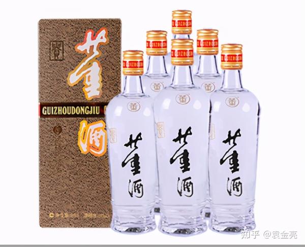 贵州有种放有130种草本入曲的酒，常被误认是药酒，却是极品白酒 