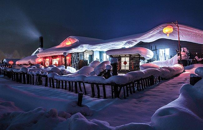 近期想去哈尔滨雪乡亚布力冰雪大世界到哪个机场天气如何穿什么衣服