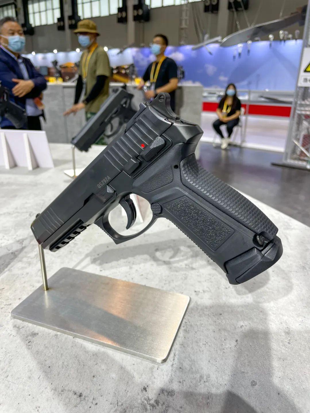 中国轻武器天花板！2022珠海航展，枪械专区抢先看 - 知乎