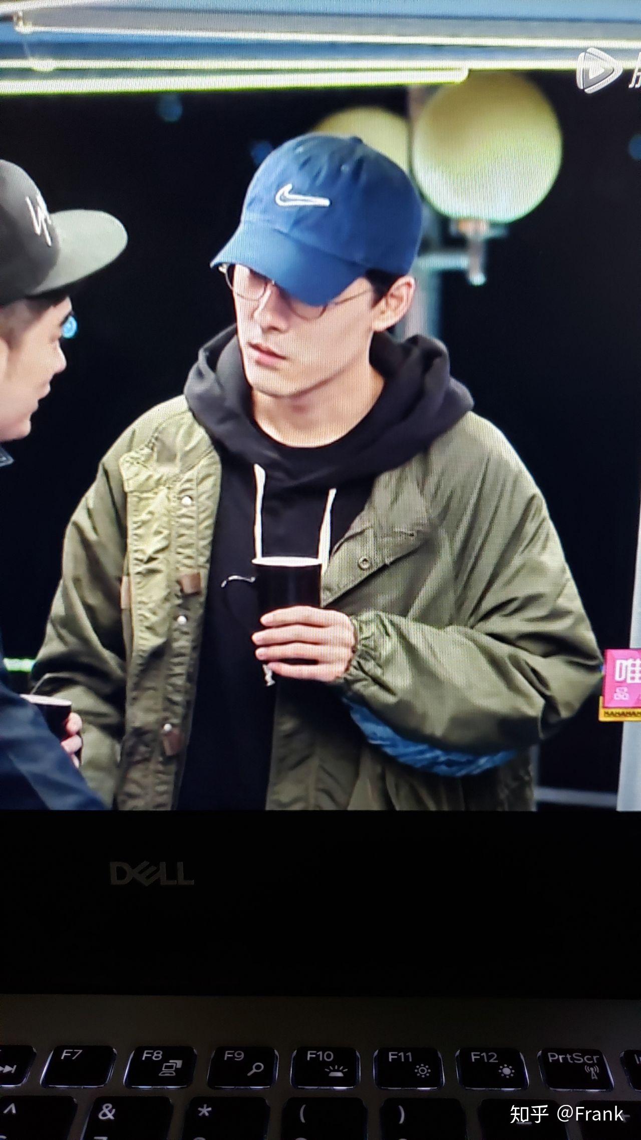 综艺哈哈哈哈哈第六期下张雨剑穿的风衣有同款吗