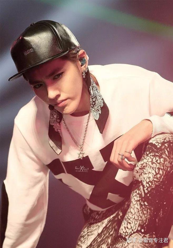 专注君克罗心chromehearts火遍了半个娱乐圈