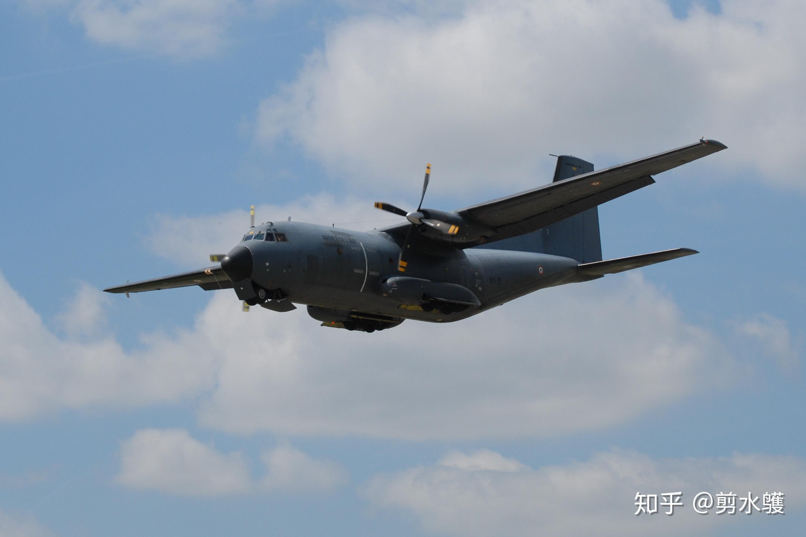 c-160kc-390c-130 的货舱截面 (红色框) 确实是太憋屈了.