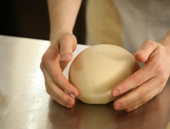 爱面包爱动手必看超详细的揉面整形手法步骤分解一看就会