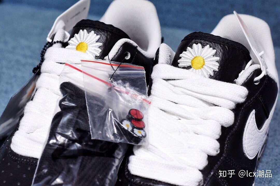 gd权志龙联名nikeparanoise小雏菊刮开也太好看了