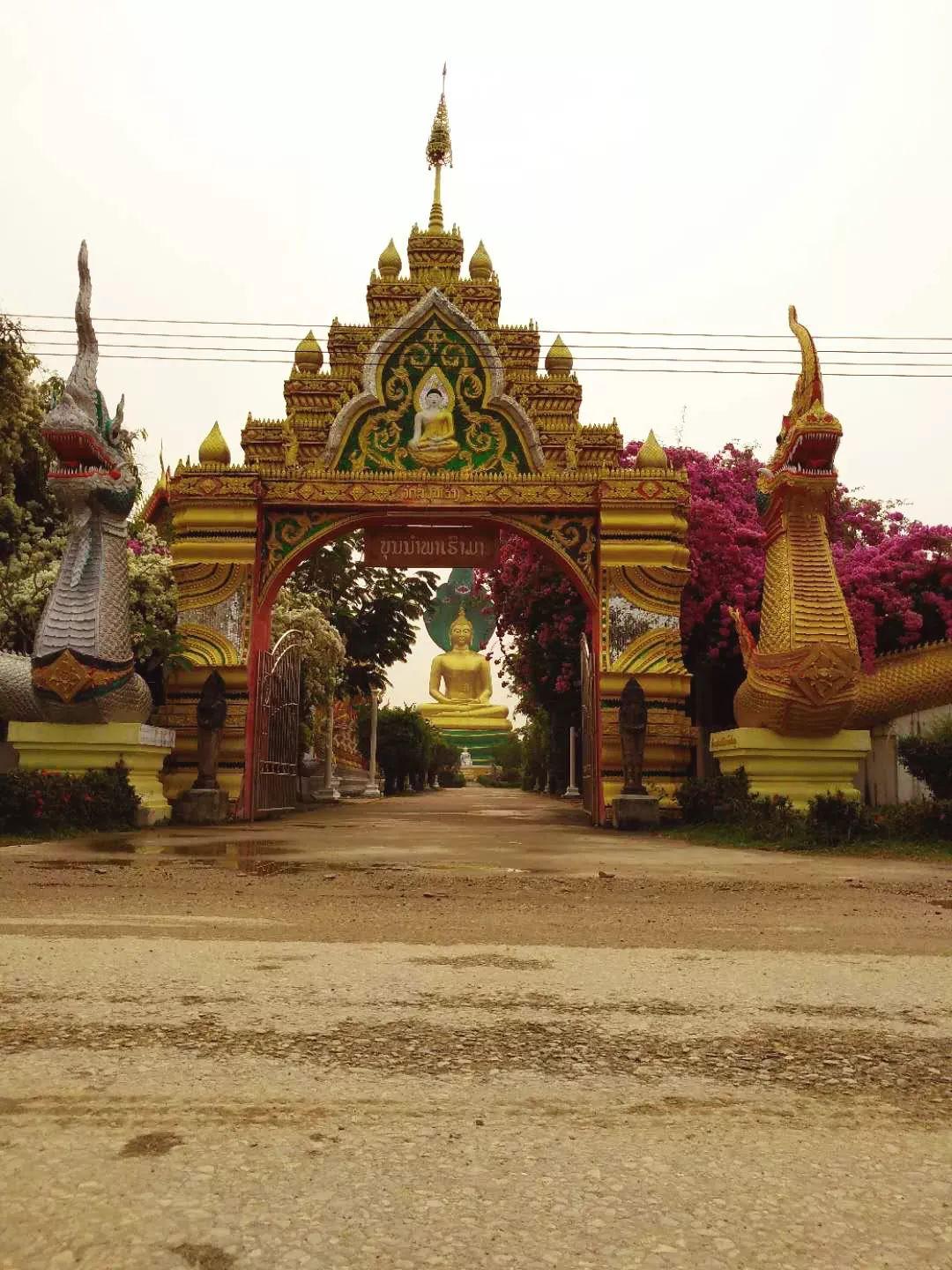 46km终点:金三角特区东鹏新村起点:金三角特区海关楼路线编号:老挝-湄