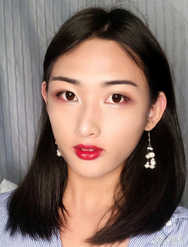 对于b站up主reveon肖宁有些什么看法?