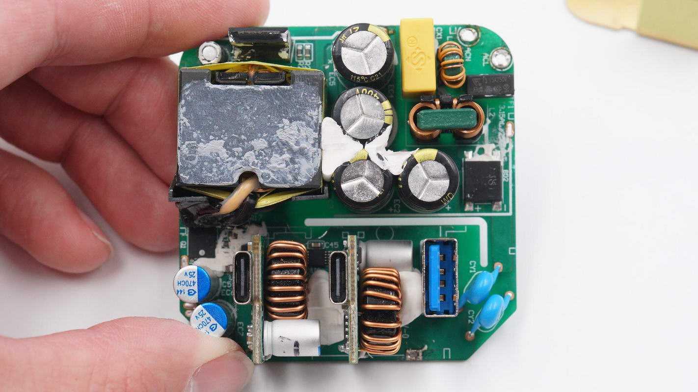 拆解报告bull公牛65w2c1a快充魔方插座gnvuu3635