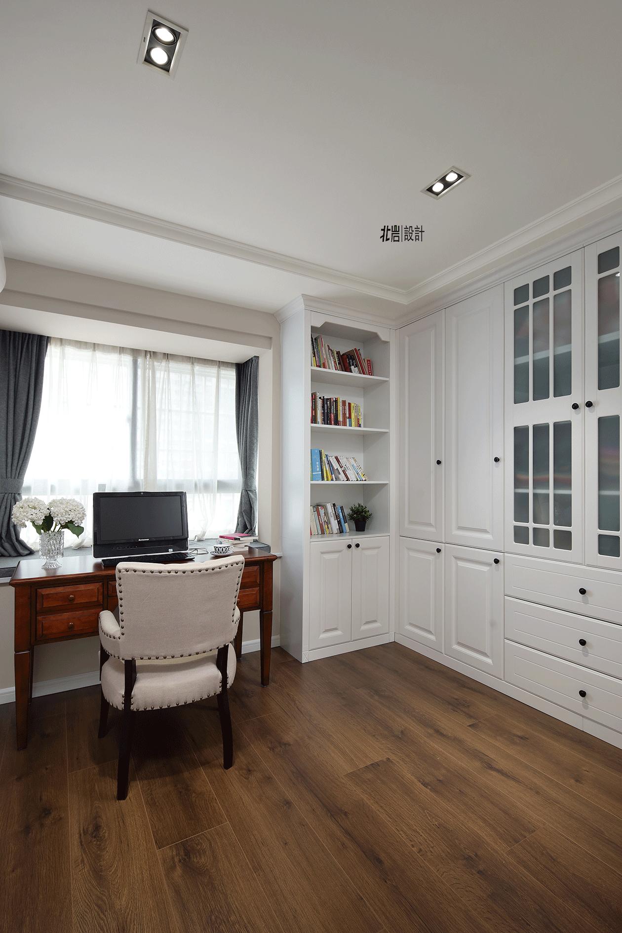 如何布局把一个次卧改造成衣帽间兼书房比较好呢? - 知乎