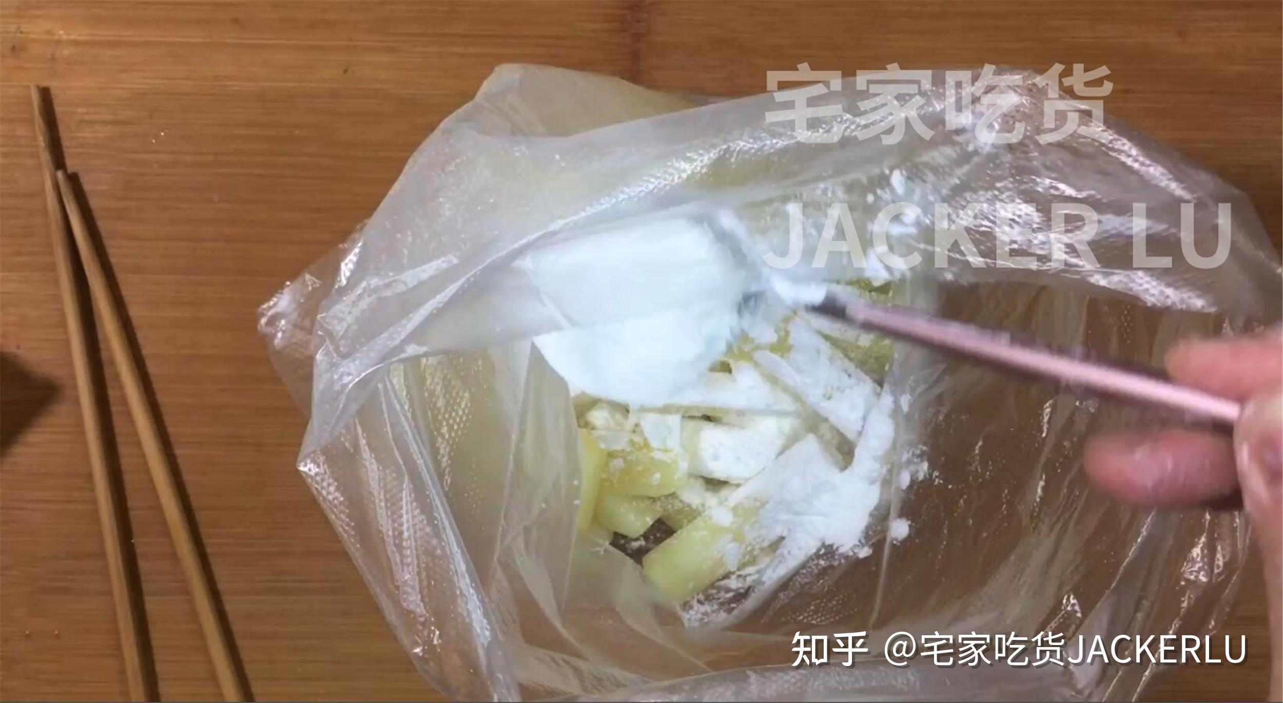 薯条怎么炸的又脆又好吃简单 v2-15dc2b5451a6f3dd14e4e31d095774dd_r.jpg