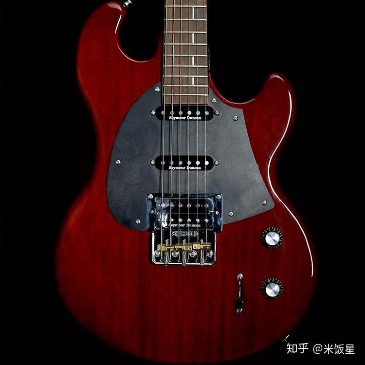 shergold的吉他与英国的burns品牌的吉他看起来非常的相似,这很可能是