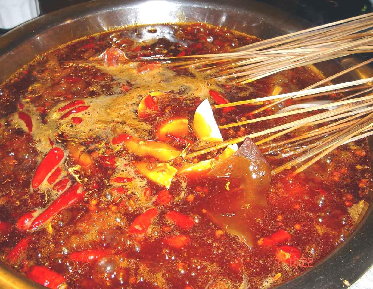 成都辣妹子怒了火锅冒菜串串香冷锅串串钵钵鸡根本不是一路货好不