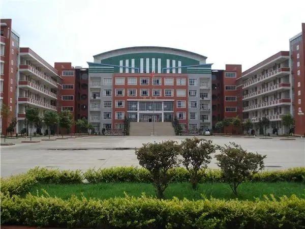 宣威各高中简介 宣威市第八中学