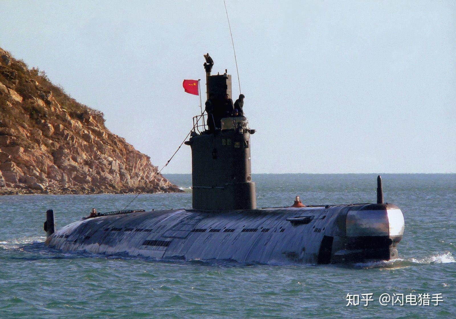 035g型潜艇图片