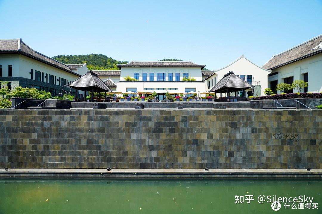 一湖烟雨一楼台中式园林酒店的典范之作宁波东钱湖柏悦酒店