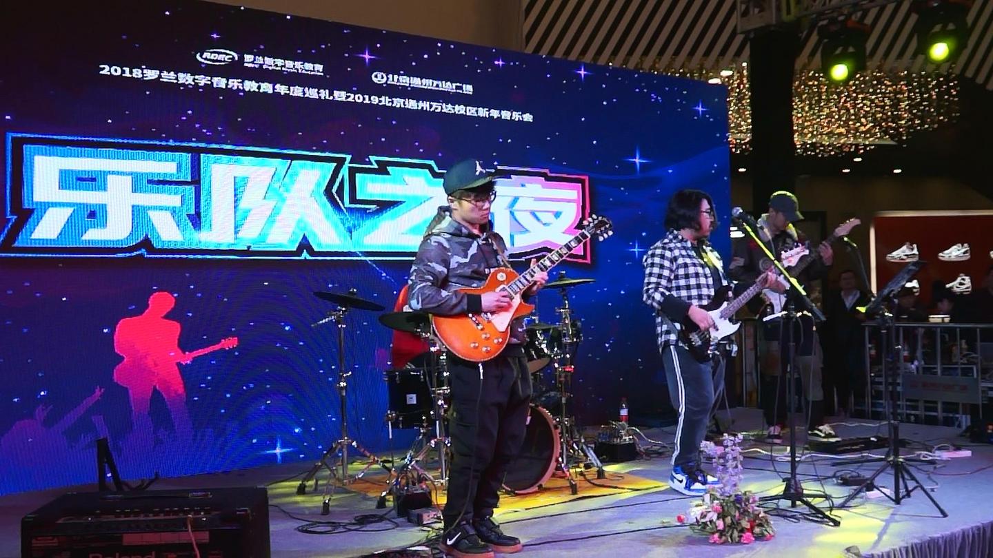 最近很火的音乐教唱 v2-16920a82df51c7b2bb35488e8991a679_1440w.jpg?source=172ae18b