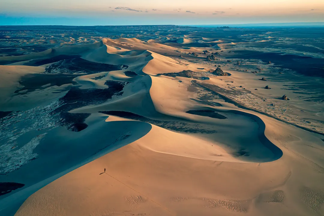 深入罗布泊穿越大海道新疆这个无人区内隐藏着世界级景观