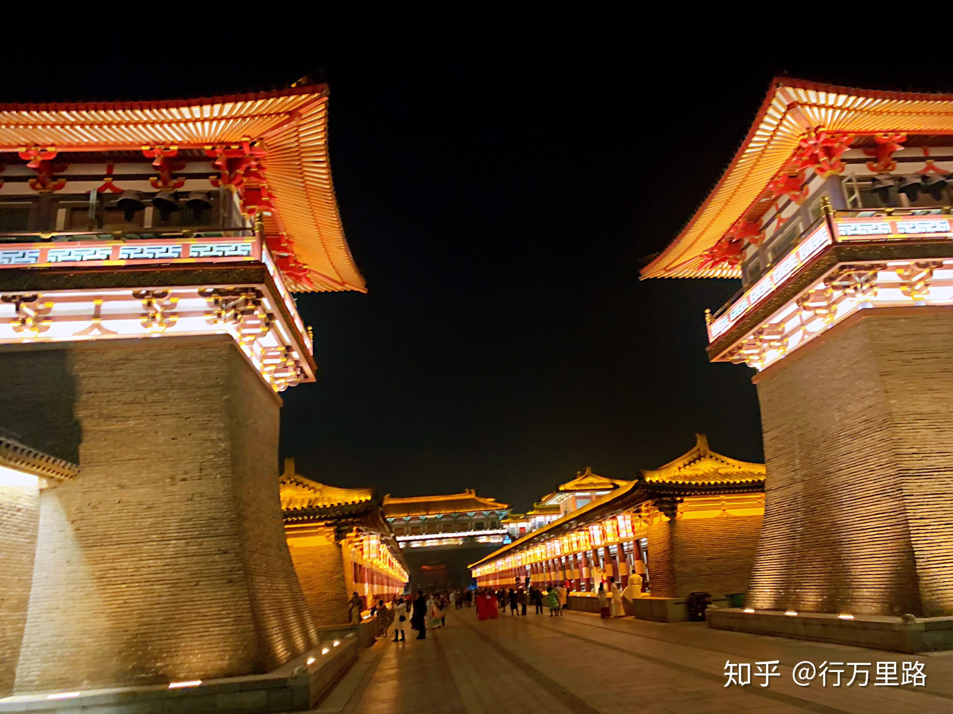 绚丽多姿的唐城夜晚,穿越华丽的唐朝盛世