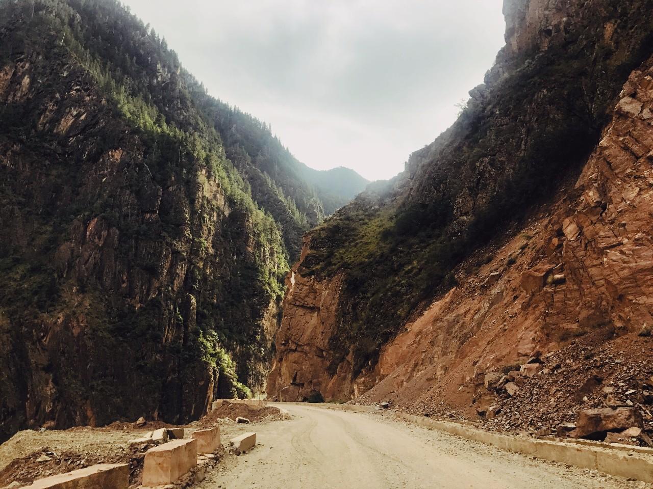 小城记事 · 德钦 | 不去天堂，就去德钦——离神最近的地方 - 知乎