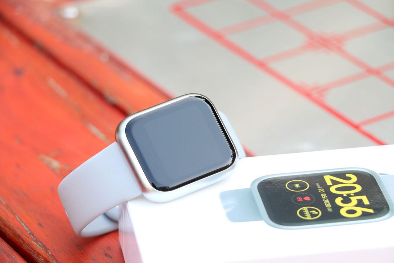 智能手表价格为什么差那么多 v2-16de71b6040d407d6301e9e114456ce9_1440w.jpg?source=172ae18b