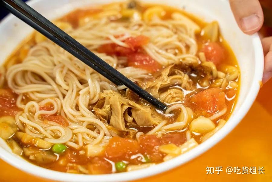 在静安寺只花30元要吃饱吃好可能吗