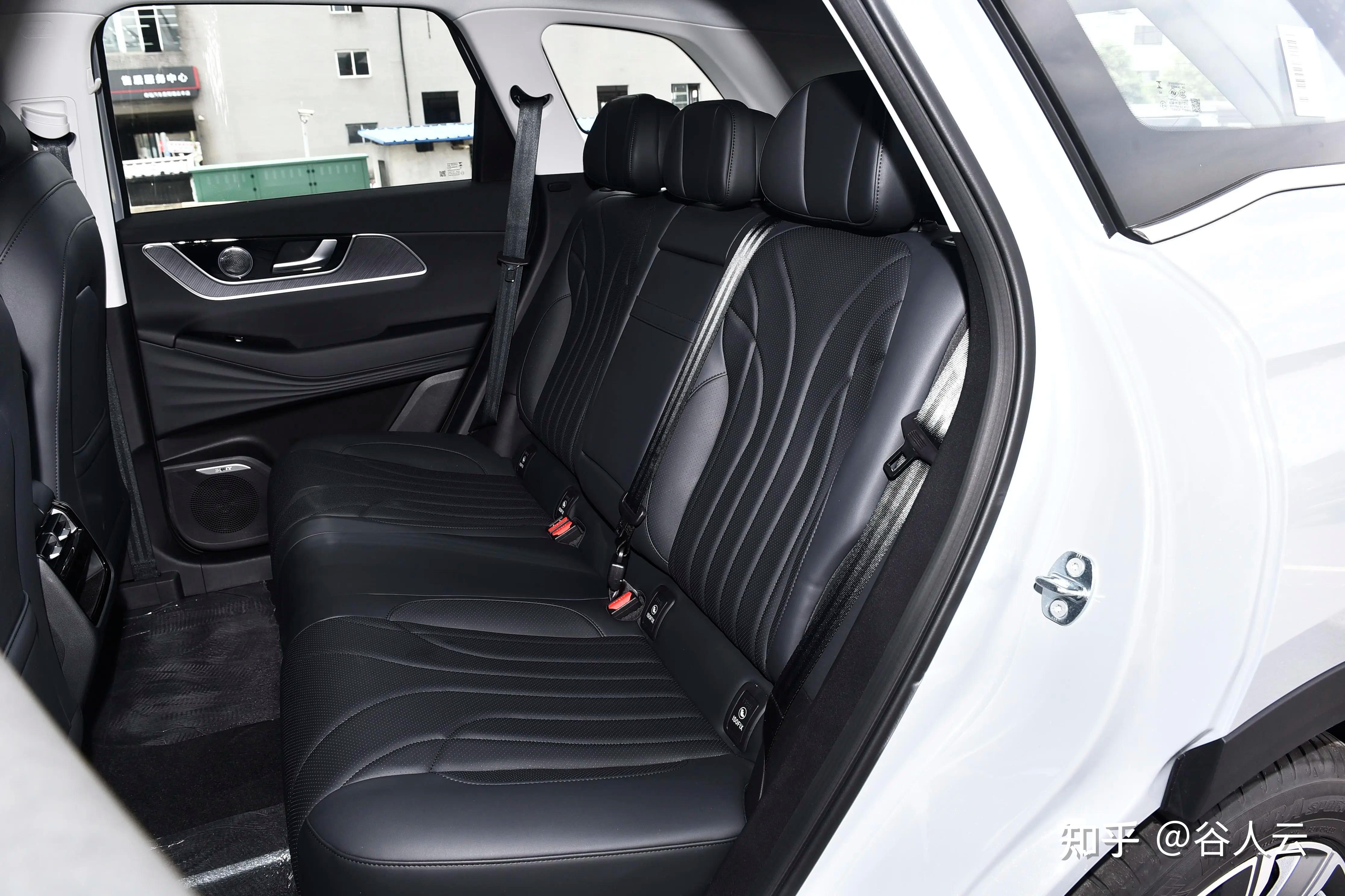 奇瑞风云t9售价12.99万起,混动1.5t中型suv