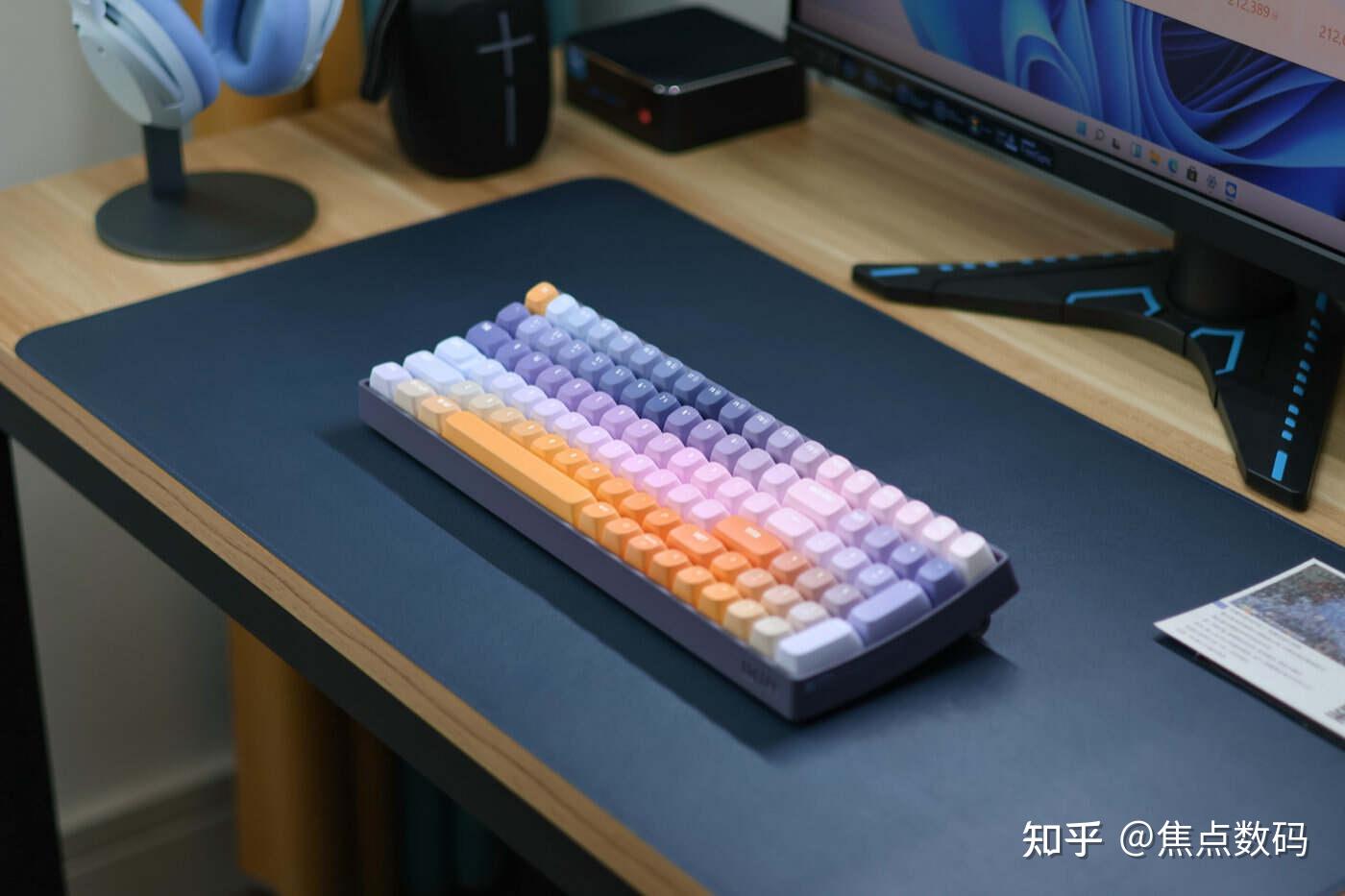 Lofree洛斐小翘星河入手体验,颜值与实用兼备的桌面好物 - 知乎