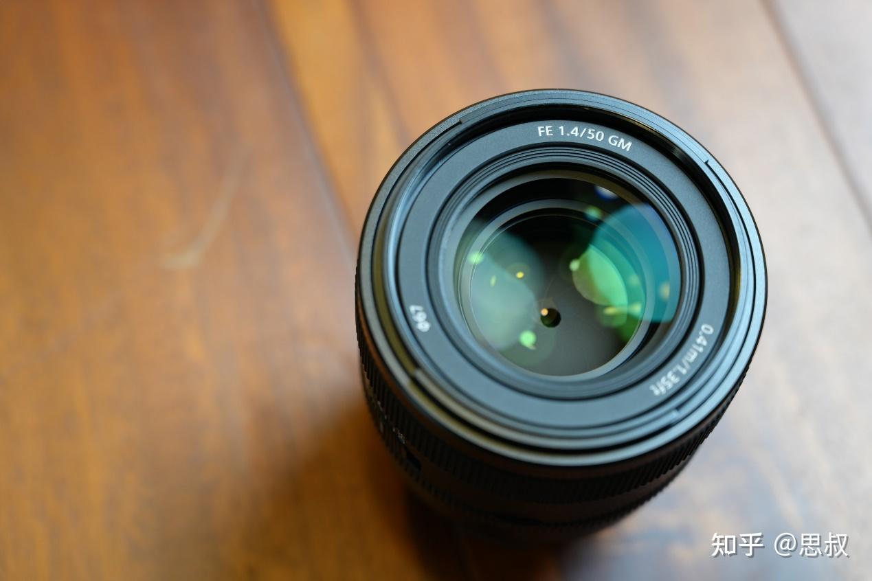Fe 50mm f1 4 gm fe 50mm f1 2 gm 