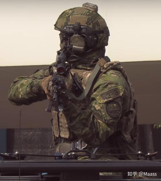 香港警察175周年警民同乐汇演 中的特别任务连(sdu,aka飞虎队)