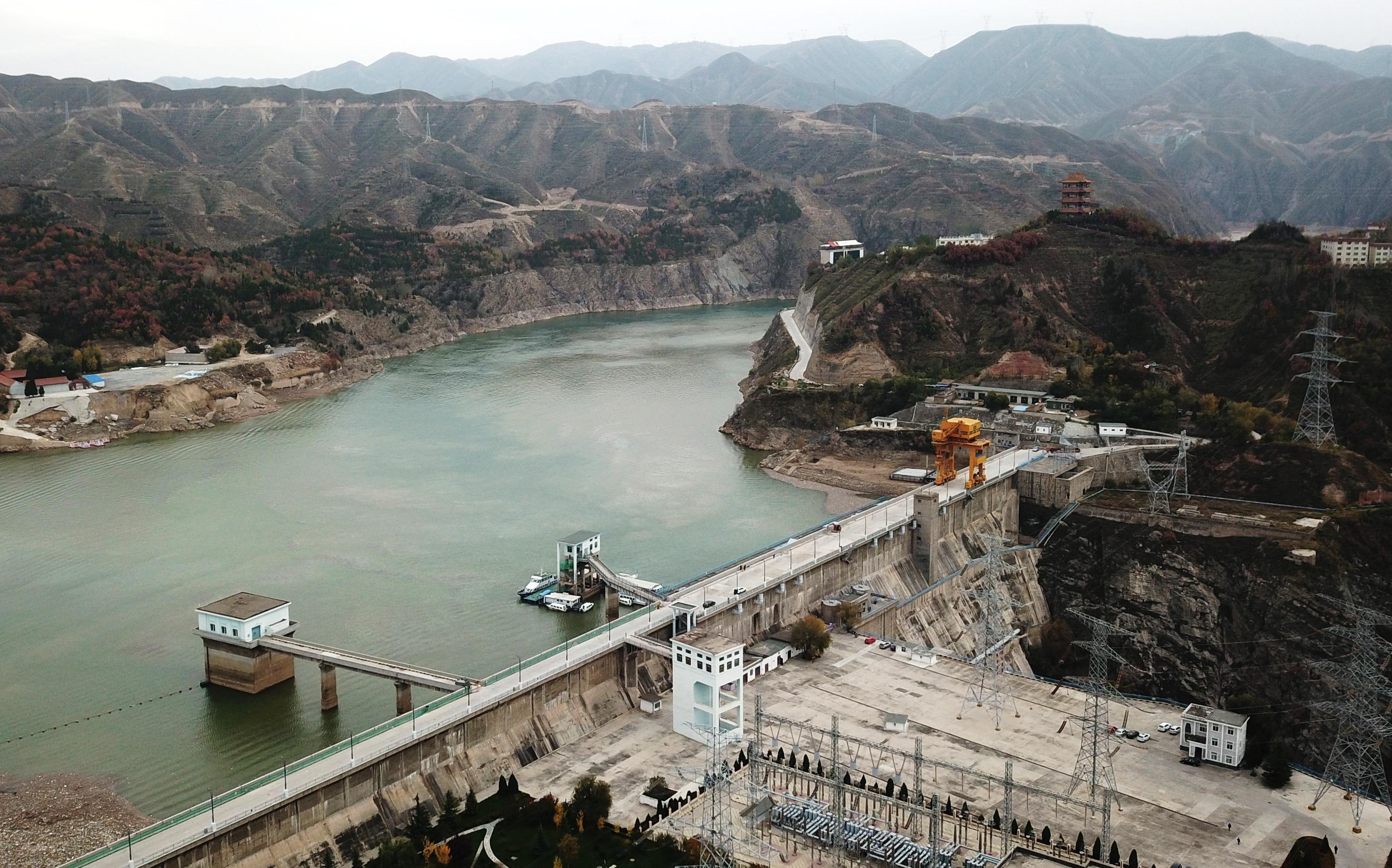 刘家峡水电站建成发电图片