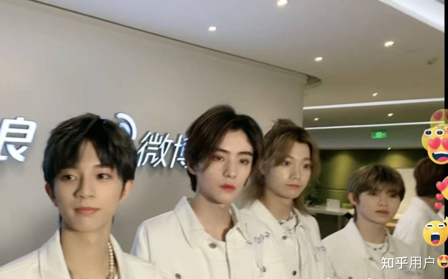 想问问大家你们觉得青你三的邓孝慈和孙滢皓谁更好