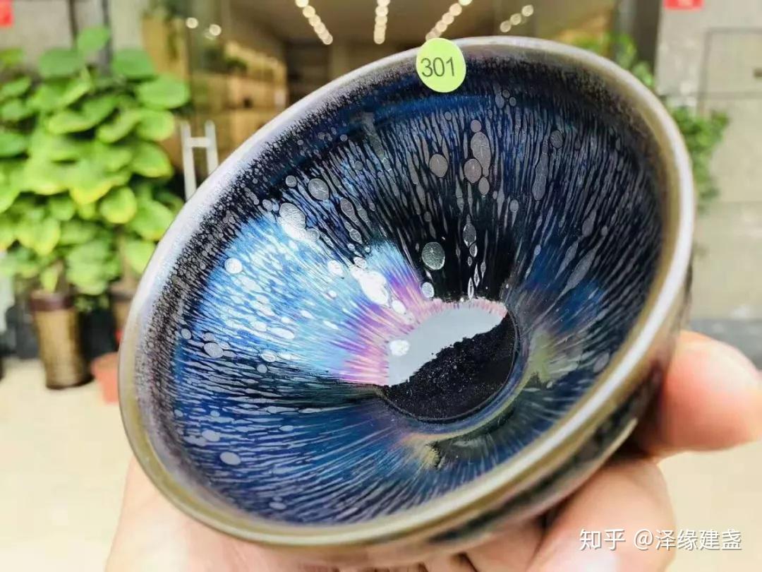 吴周福作品-七彩曜变束口盏-9*5cm口径釉面晶体