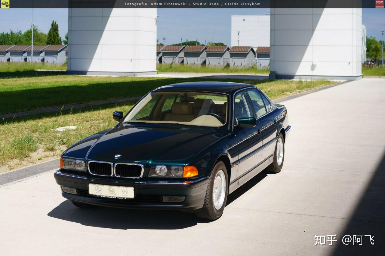 这是一台来自1997年的全新宝马7系e38 740i