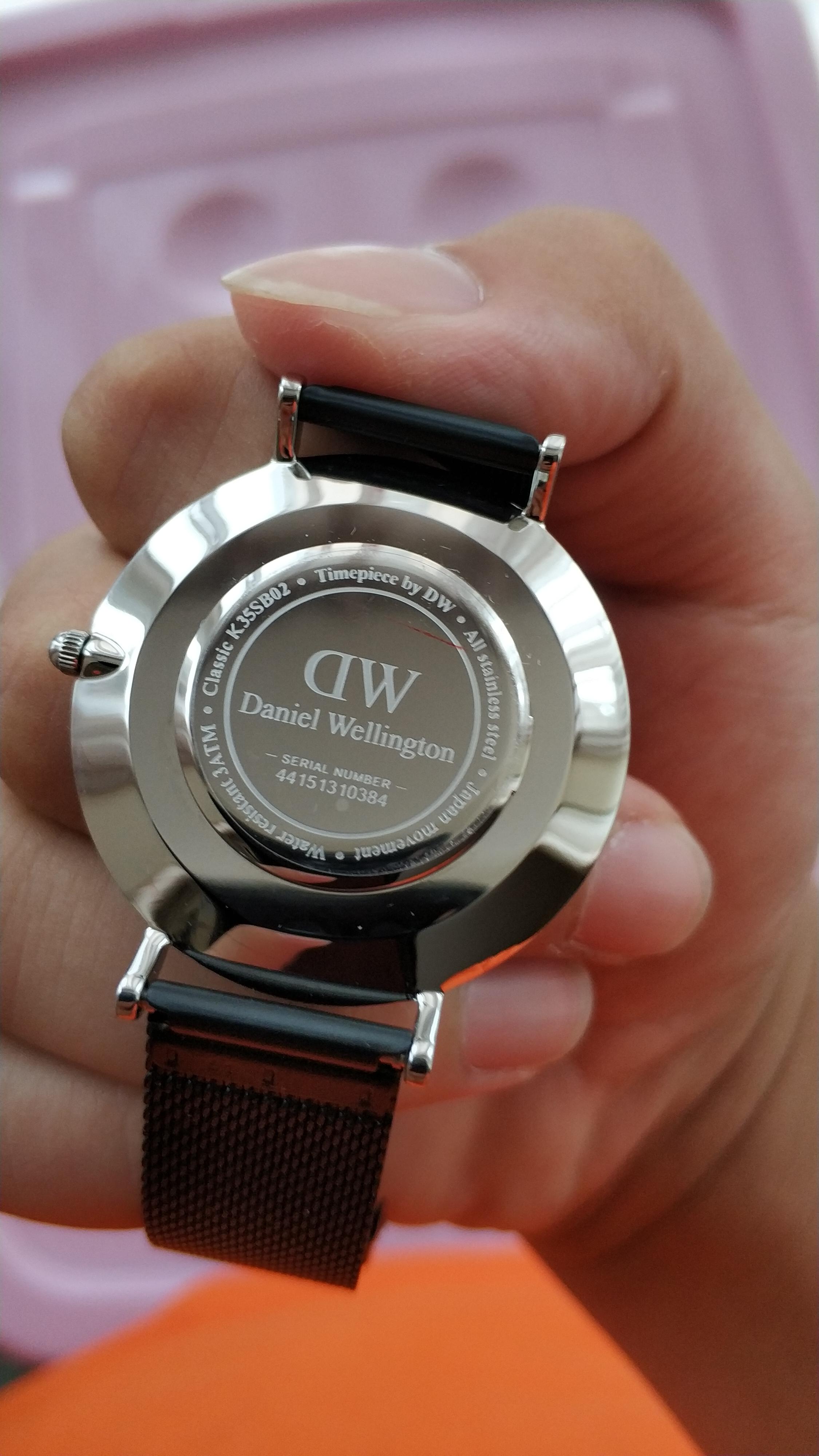 DW手表怎么辨别真假？ - 知乎