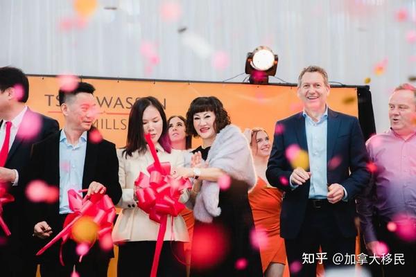 买大温最大购物中心!背后华人女企业家深圳怡景刘伟宏现身! - 知乎