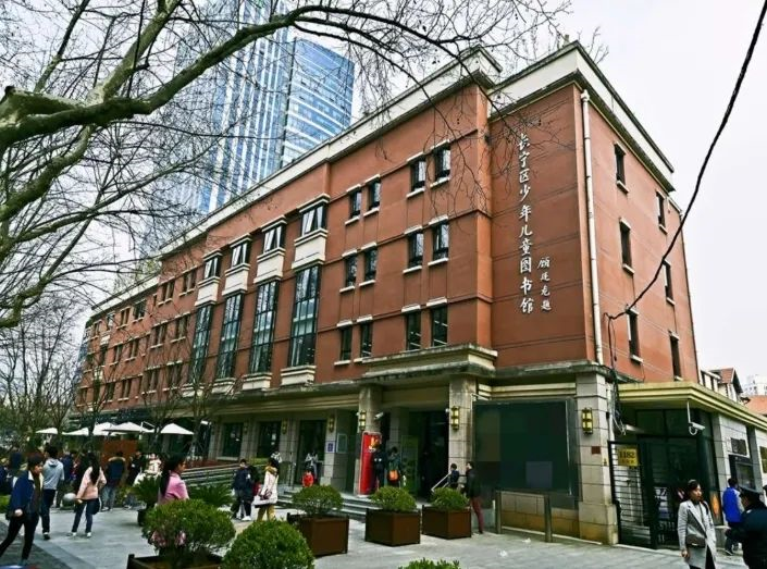 上海少儿图书馆图鉴绘本免费借阅周末遛娃好去处