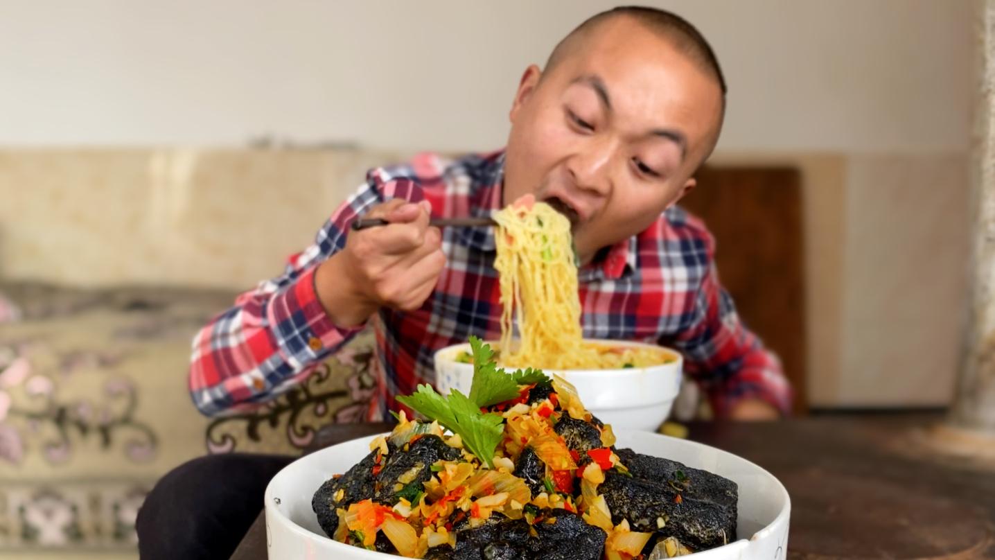 何炅老师的泡面吃法,我也让姐姐做啦哈哈哈很好吃奥