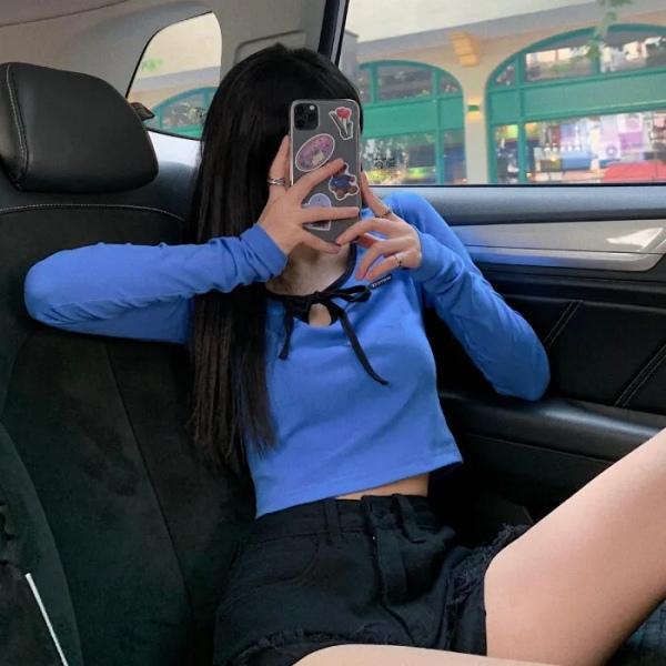 自拍风格女生头像