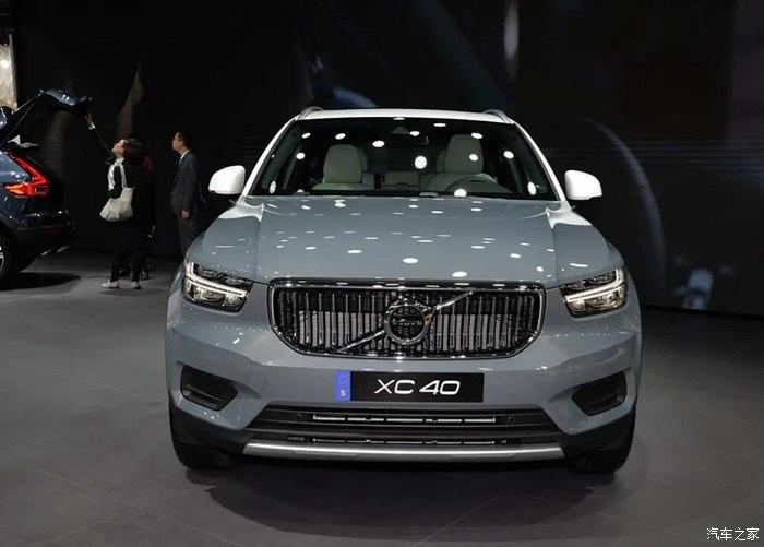 落地20万20t8at2022款沃尔沃xc40真帅气