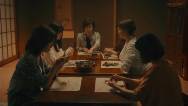 日式悬疑新剧《影中的她们》，手刃仇人？真解气！