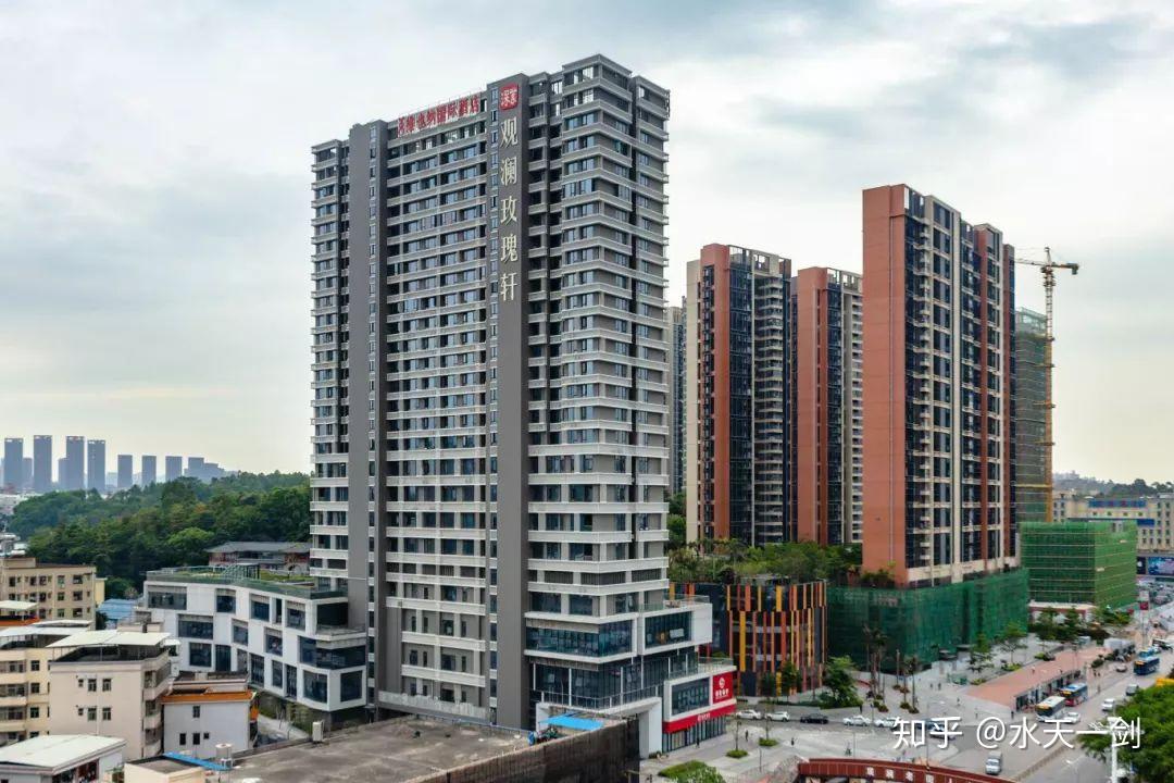 双轨并发黄金中轴颠覆想象的深圳龙华还有3字头爆款公寓