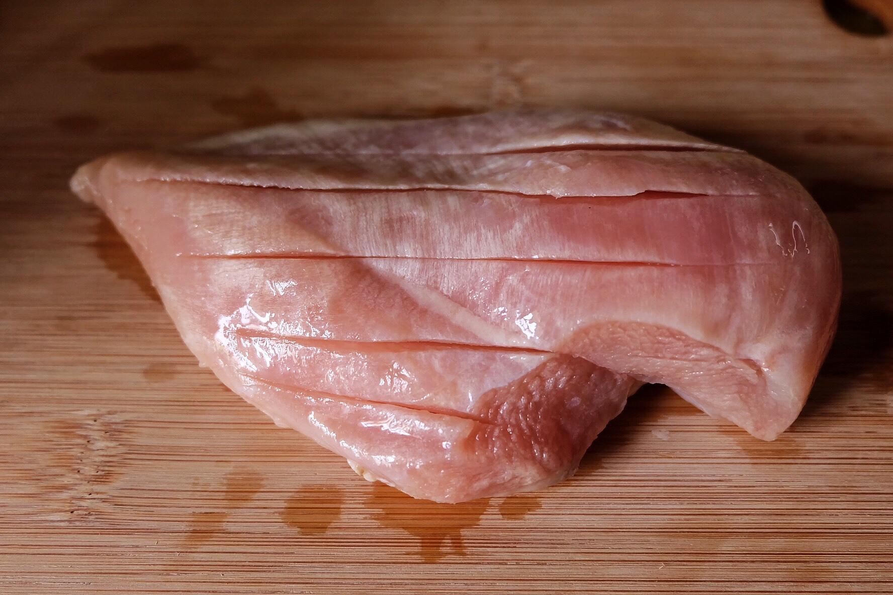 鸡胸肉还可以这样吃，不用一滴油，上锅蒸一蒸健康美味两不误！_粉蒸肉